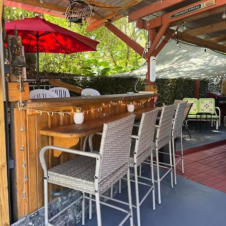 Single Room With Twin Bed On Private Property Eustis Exterior photo